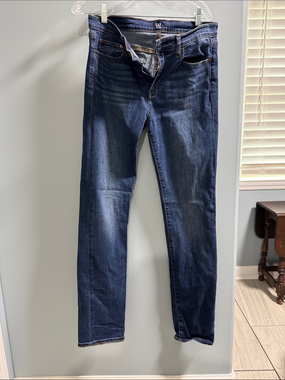 GAP women’s TALL Straight Dark Blue Jeans